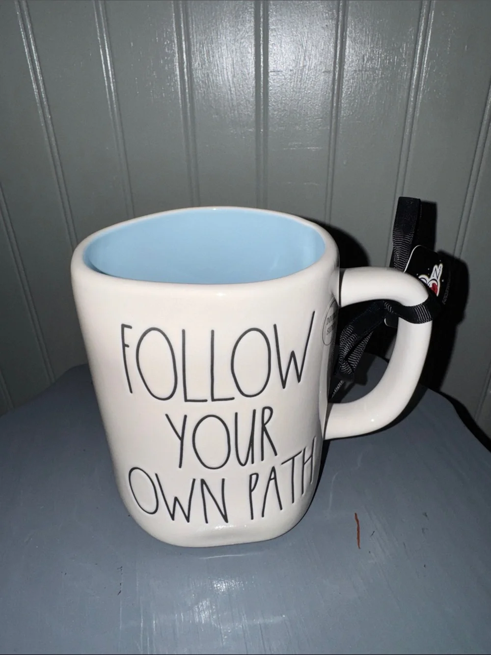 Rae‎ Dunn Wizard of Oz collection DOROTHY “follow your own path” Magenta Mug